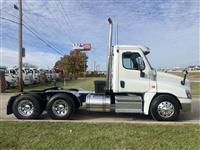 2015 Freightliner Cascadia 125