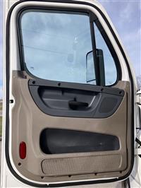 2019 Freightliner Cascadia 125