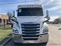 2020 Freightliner Cascadia 126