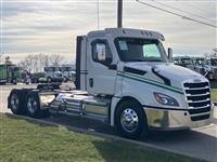 2020 Freightliner Cascadia 126