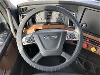 2020 Freightliner Cascadia 126