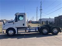 2019 Freightliner Cascadia 126