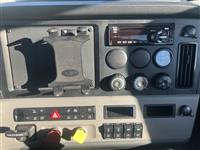 2019 Freightliner Cascadia 126