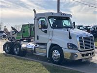 2015 Freightliner Cascadia 125