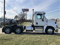 2015 Freightliner Cascadia 125