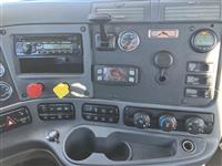 2017 Freightliner Cascadia 125