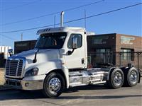 2016 Freightliner Cascadia 125