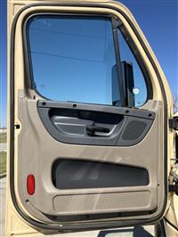 2017 Freightliner Cascadia 125