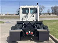 2011 Freightliner Cascadia 125