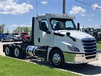 2020 Freightliner Cascadia 126