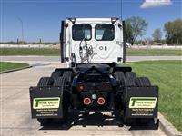 2020 Freightliner Cascadia 126