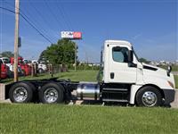 2018 Freightliner Cascadia 126