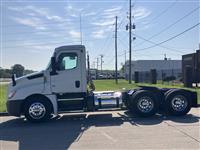2018 Freightliner Cascadia 126