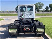 2018 Freightliner Cascadia 126