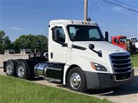 2018 Freightliner Cascadia 126