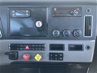 2018 Freightliner Cascadia 126