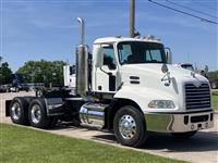 2010 Mack CXU613