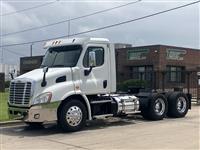 2013 Freightliner Cascadia 113