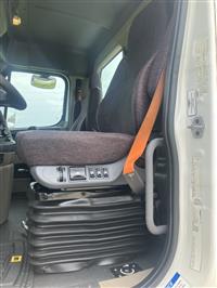 2013 Freightliner Cascadia 113