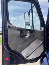 2020 Freightliner M2 112