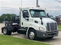 2014 Freightliner Cascadia 113
