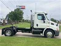 2014 Freightliner Cascadia 113