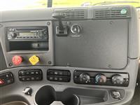 2014 Freightliner Cascadia 113