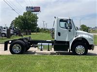 2016 Freightliner M2