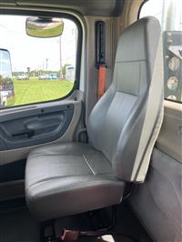 2014 Freightliner Cascadia 113