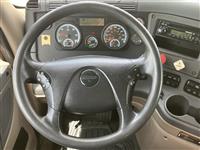 2014 Freightliner Cascadia 113