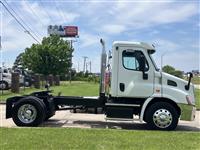 2014 Freightliner Cascadia 113