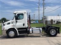 2014 Freightliner Cascadia 113