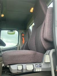 2016 Freightliner Cascadia 125