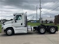 2016 Freightliner Cascadia 125