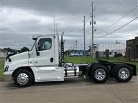 2016 Freightliner Cascadia 125