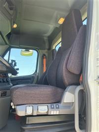 2016 Freightliner Cascadia 125