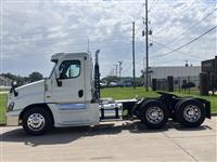 2016 Freightliner Cascadia 125