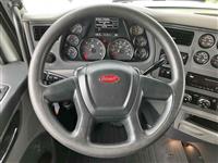 2017 Peterbilt 579
