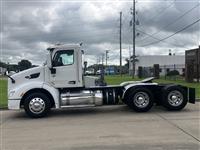 2017 Peterbilt 579