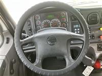 2016 Freightliner M2 106