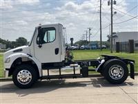 2016 Freightliner M2 106