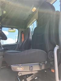 2016 Freightliner Cascadia 125