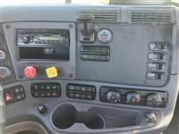 2015 Freightliner Cascadia 125