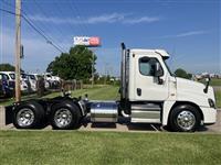 2015 Freightliner Cascadia 125