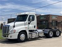 2015 Freightliner Cascadia 125