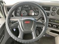 2015 Peterbilt 579