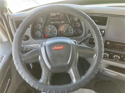 2017 Peterbilt 579