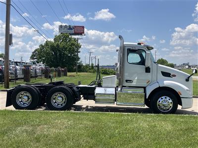 2017 Peterbilt 579