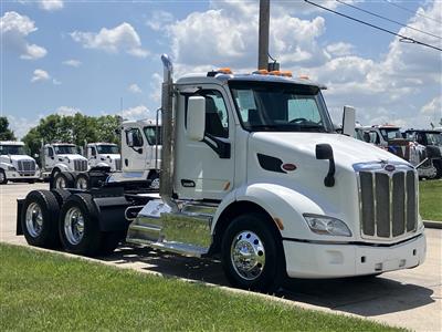 2017 Peterbilt 579