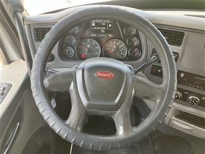 2017 Peterbilt 579